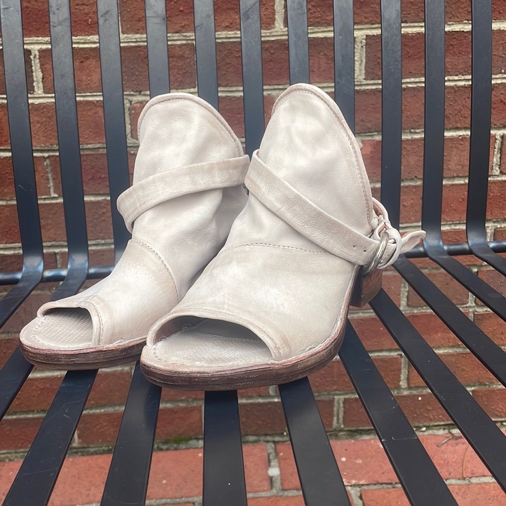 A.S. 98 Ankle Wrap Shoes